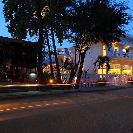 Comoda Casa Hotel 暹粒 外观 照片